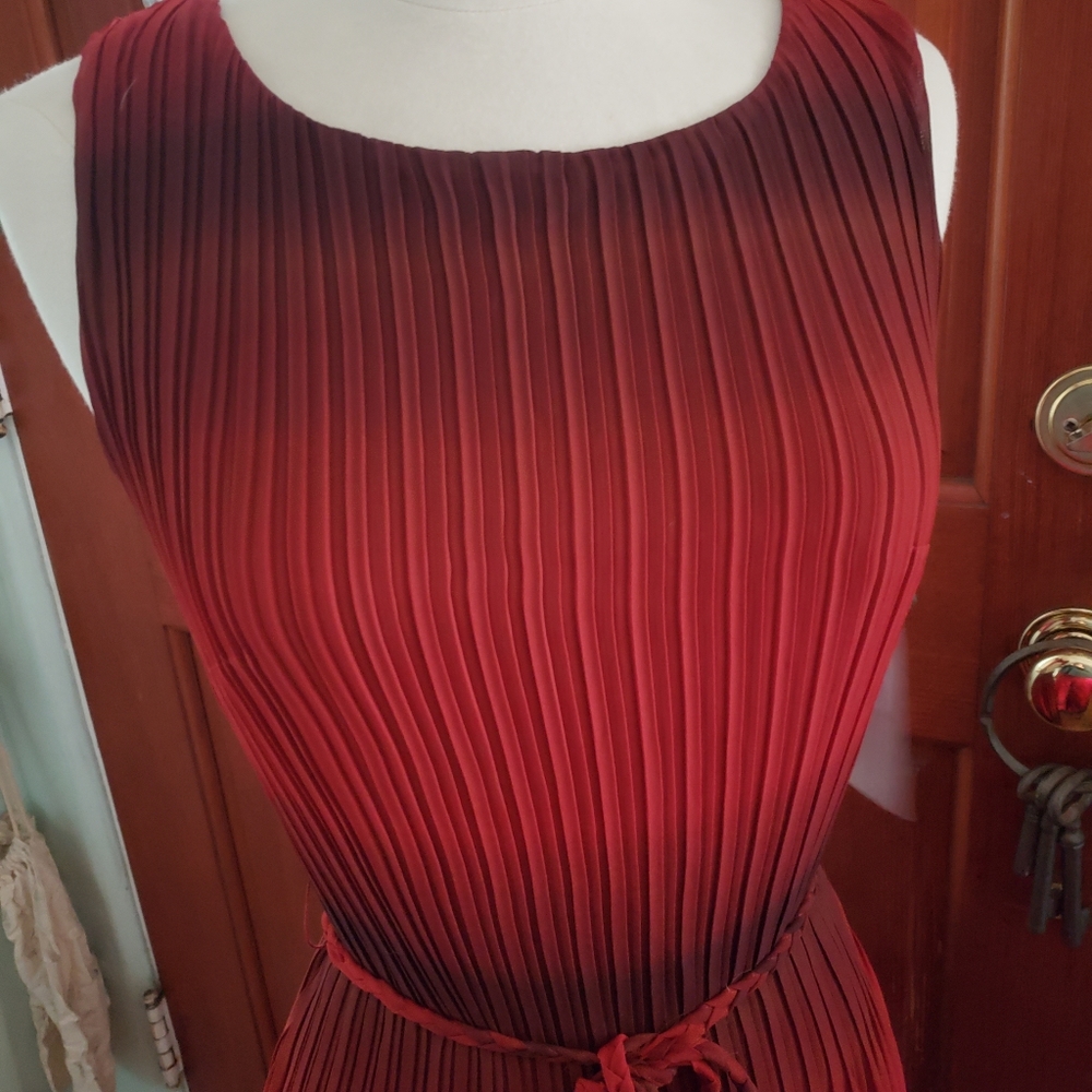 AMANDA LANE DRESS - Picture 12 of 16
